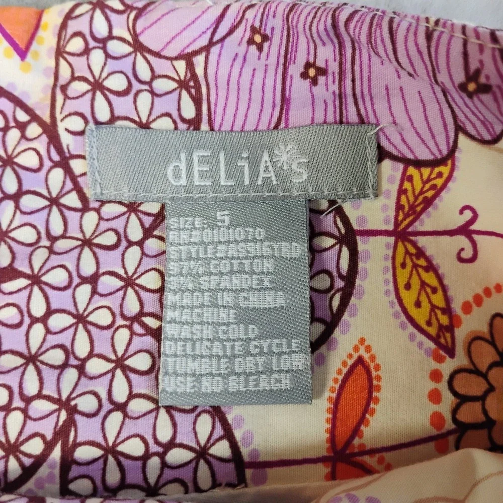 dELiA*s excellent no